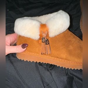 Camel colored soft booties
